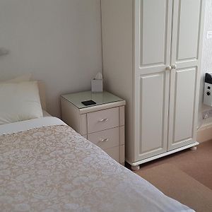 Single Room En-suite